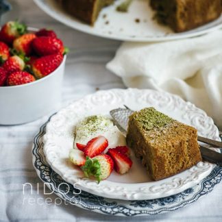 Matcha chiffon cake