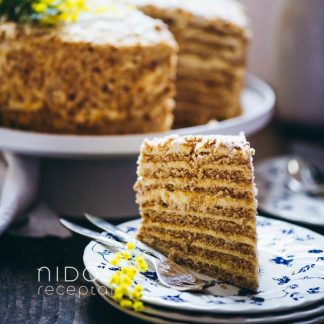 lietuviškas medaus tortas