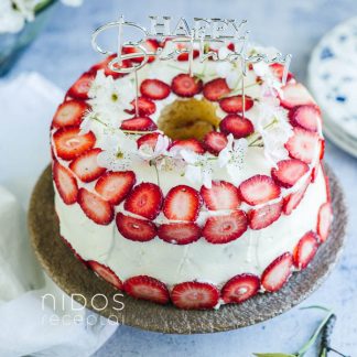 Tortas su braškėmis ir ličiais